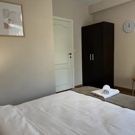 Location Kapana For 4 Guests & Parking Апартамент
