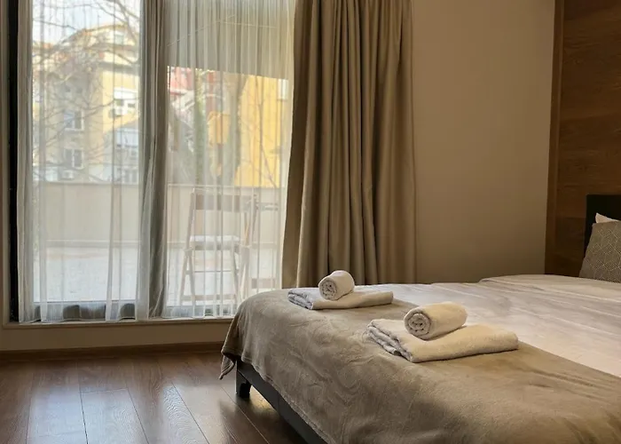 Location Kapana For 4 Guests & Parking *